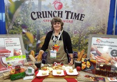 Bonnie Szoka of Crunch Time Apple Growers. Sampling Snapdragon apples - the "New New York apple".